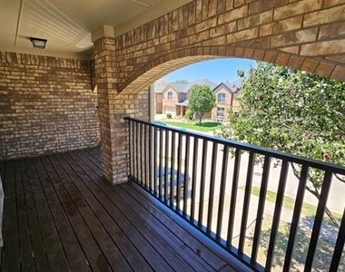 5236 Hilcroft Road - Photo Thumbnail 15