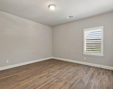 8454 Church Street - Photo Thumbnail 25