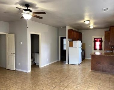 906 Parkplace Ridge - Photo Thumbnail 15