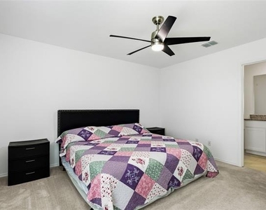 9609 Lightfoot Road - Photo Thumbnail 13