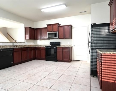 344 Magnolia Drive - Photo Thumbnail 7