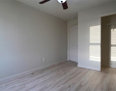 344 Magnolia Drive - Photo Thumbnail 17