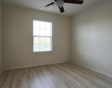 344 Magnolia Drive - Photo Thumbnail 13