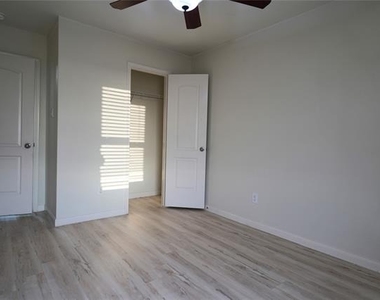 344 Magnolia Drive - Photo Thumbnail 18