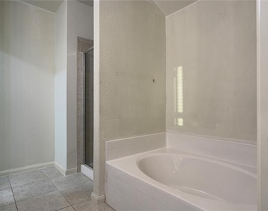 344 Magnolia Drive - Photo Thumbnail 25