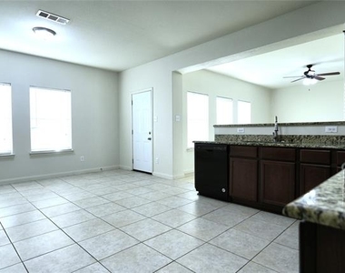 344 Magnolia Drive - Photo Thumbnail 8