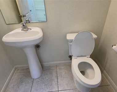 344 Magnolia Drive - Photo Thumbnail 9