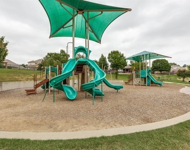 7117 Talon Drive - Photo Thumbnail 23