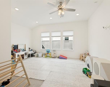 7117 Talon Drive - Photo Thumbnail 19