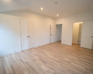 4505 Emerson Avenue - Photo Thumbnail 23