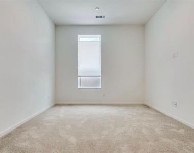 3812 San Jacinto Street - Photo Thumbnail 10