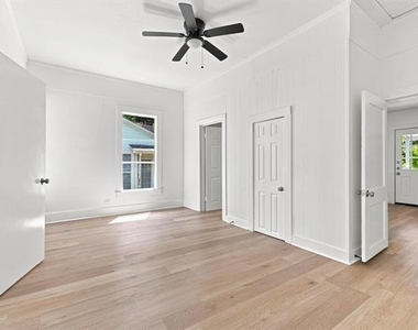 604 E Morton Street - Photo Thumbnail 16
