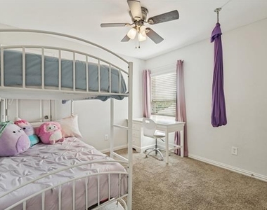 314 Blackhaw Drive - Photo Thumbnail 19