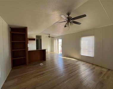 8514 County Road 623 - Photo Thumbnail 1