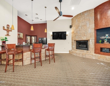 9820 N Central Avenue - Photo Thumbnail 25