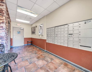 9820 N Central Avenue - Photo Thumbnail 22
