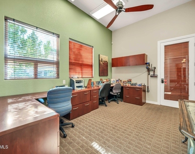9820 N Central Avenue - Photo Thumbnail 26