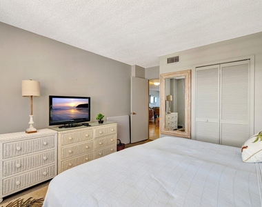 10980 S Ocean Drive - Photo Thumbnail 15