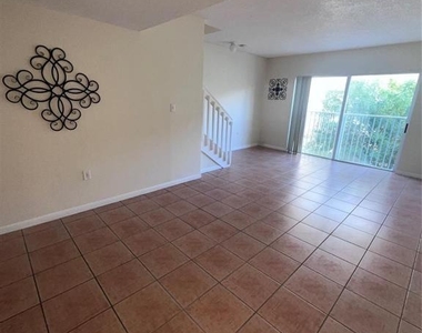167 Riviera Circle - Photo Thumbnail 17