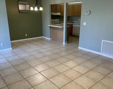 436 Pine Glen Lane - Photo Thumbnail 2