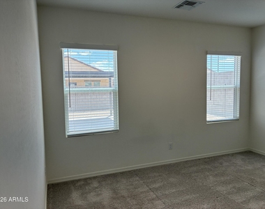 20109 W Palo Verde Drive - Photo Thumbnail 9