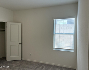20109 W Palo Verde Drive - Photo Thumbnail 18
