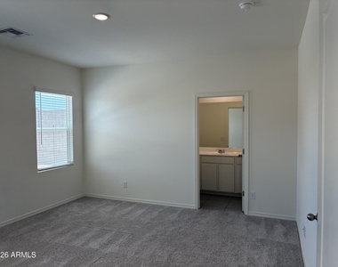 20109 W Palo Verde Drive - Photo Thumbnail 8