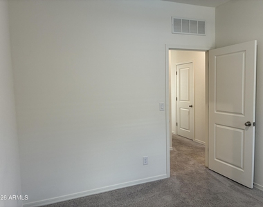 20109 W Palo Verde Drive - Photo Thumbnail 26