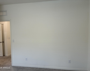 20109 W Palo Verde Drive - Photo Thumbnail 21