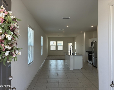 20109 W Palo Verde Drive - Photo Thumbnail 3