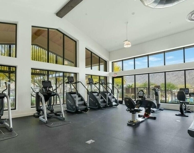 20726 W Colter Street - Photo Thumbnail 44