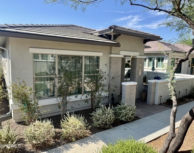 20726 W Colter Street - Photo Thumbnail 21