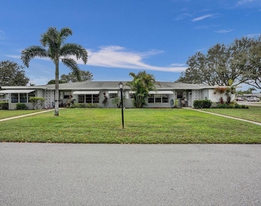 797 North Drive - Photo Thumbnail 17