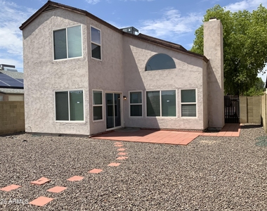 3959 W Electra Lane - Photo Thumbnail 4