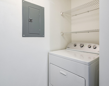 4907 Midtown Lane - Photo Thumbnail 1