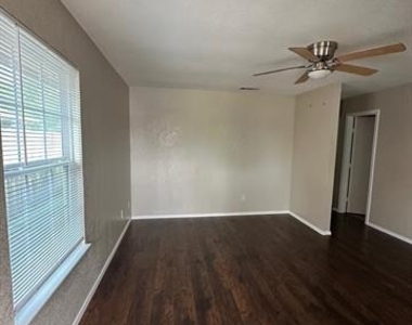 1144 Suburban Street - Photo Thumbnail 1