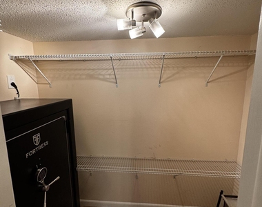 7500 Nw 30th Place - Photo Thumbnail 7