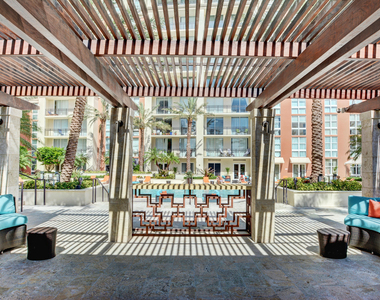 550 Okeechobee Boulevard - Photo Thumbnail 7