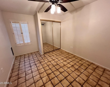 16640 N 29th Drive - Photo Thumbnail 25