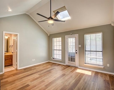 3914 Meadow Drive - Photo Thumbnail 19