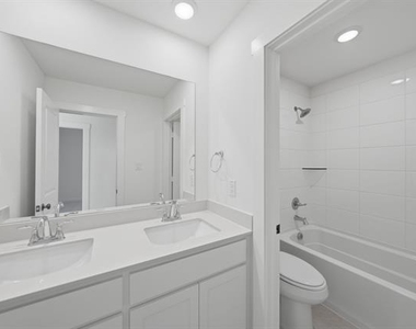 336 Chestnut Street - Photo Thumbnail 21