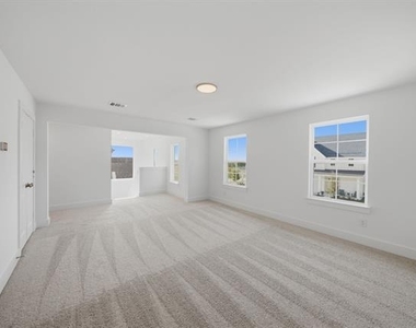 328 Chestnut Street - Photo Thumbnail 13