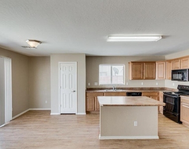3886 W Dancer Lane - Photo Thumbnail 11