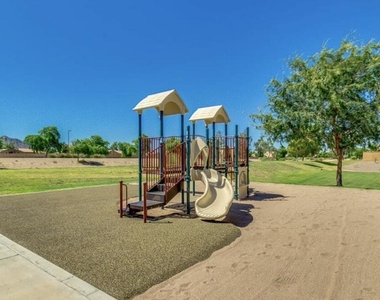 3886 W Dancer Lane - Photo Thumbnail 29