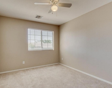 3886 W Dancer Lane - Photo Thumbnail 21