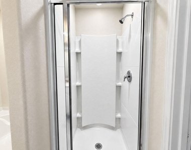 902 Feldspar Way - Photo Thumbnail 17