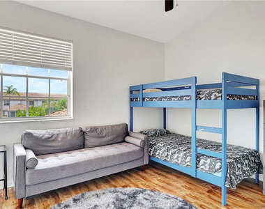 771 Sw 148th Avenue - Photo Thumbnail 24