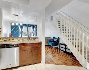 771 Sw 148th Avenue - Photo Thumbnail 9