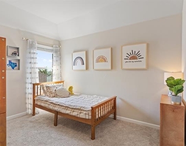 132 Chase Creek Drive - Photo Thumbnail 13