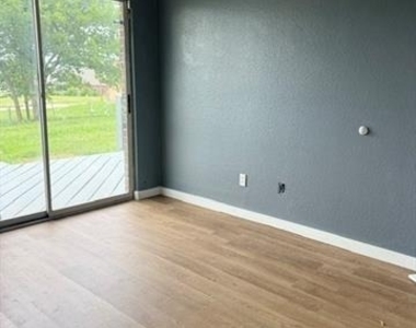 9850 Kathy Lynn Place - Photo Thumbnail 11